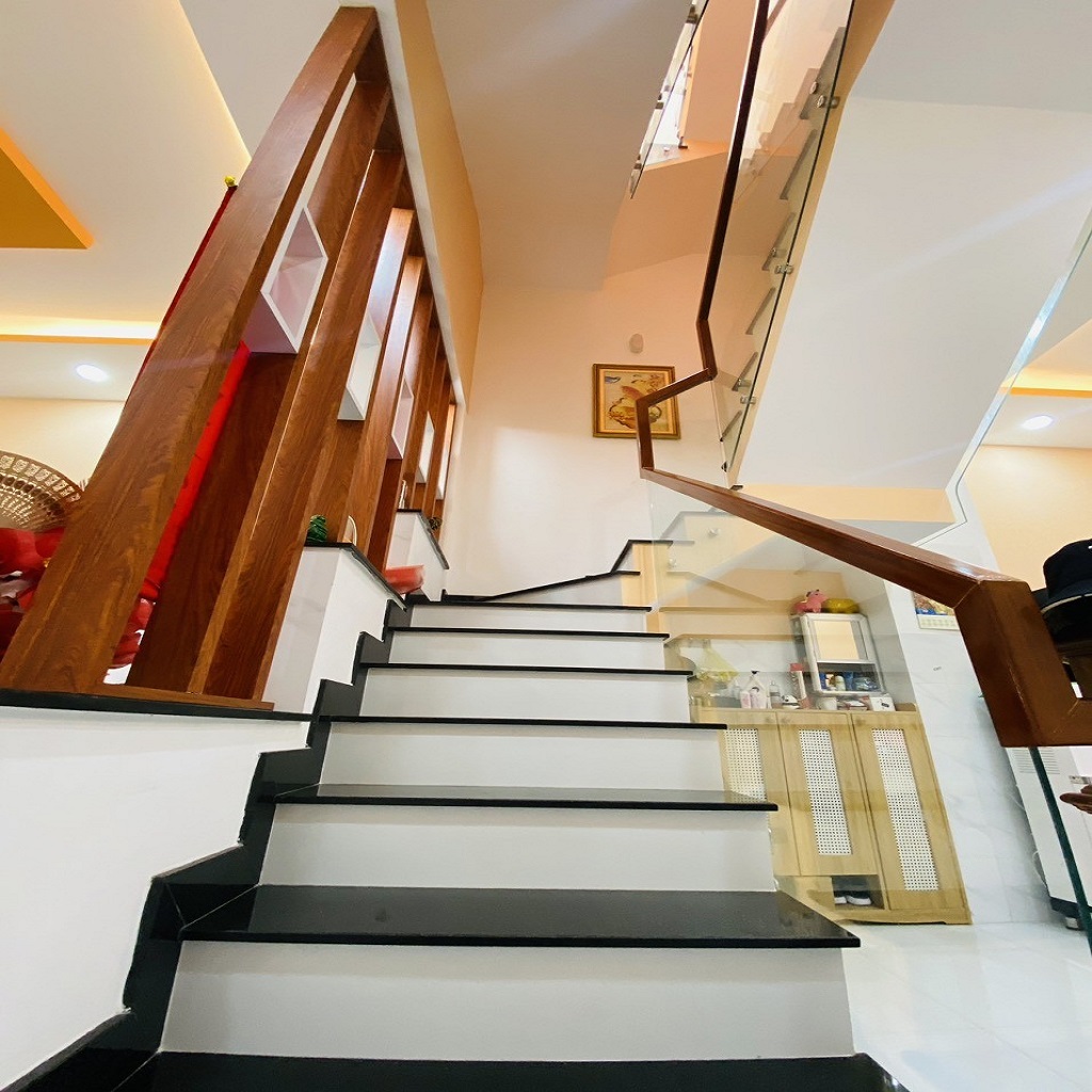 Bán Nhà Phố Mặt Tiền Kinh Doanh Liền Kề Võ Văn Ngân, P. Bình Thọ, Tp Thủ Đức_ 3 tầng sân thượng _ 77 - Ảnh 3